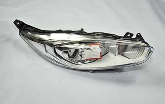 CROWN VİCTORİA ÇIKMA YEDEK PARÇA FORD CIKMA YEDEK FİESTA 3 SAĞ FAR 